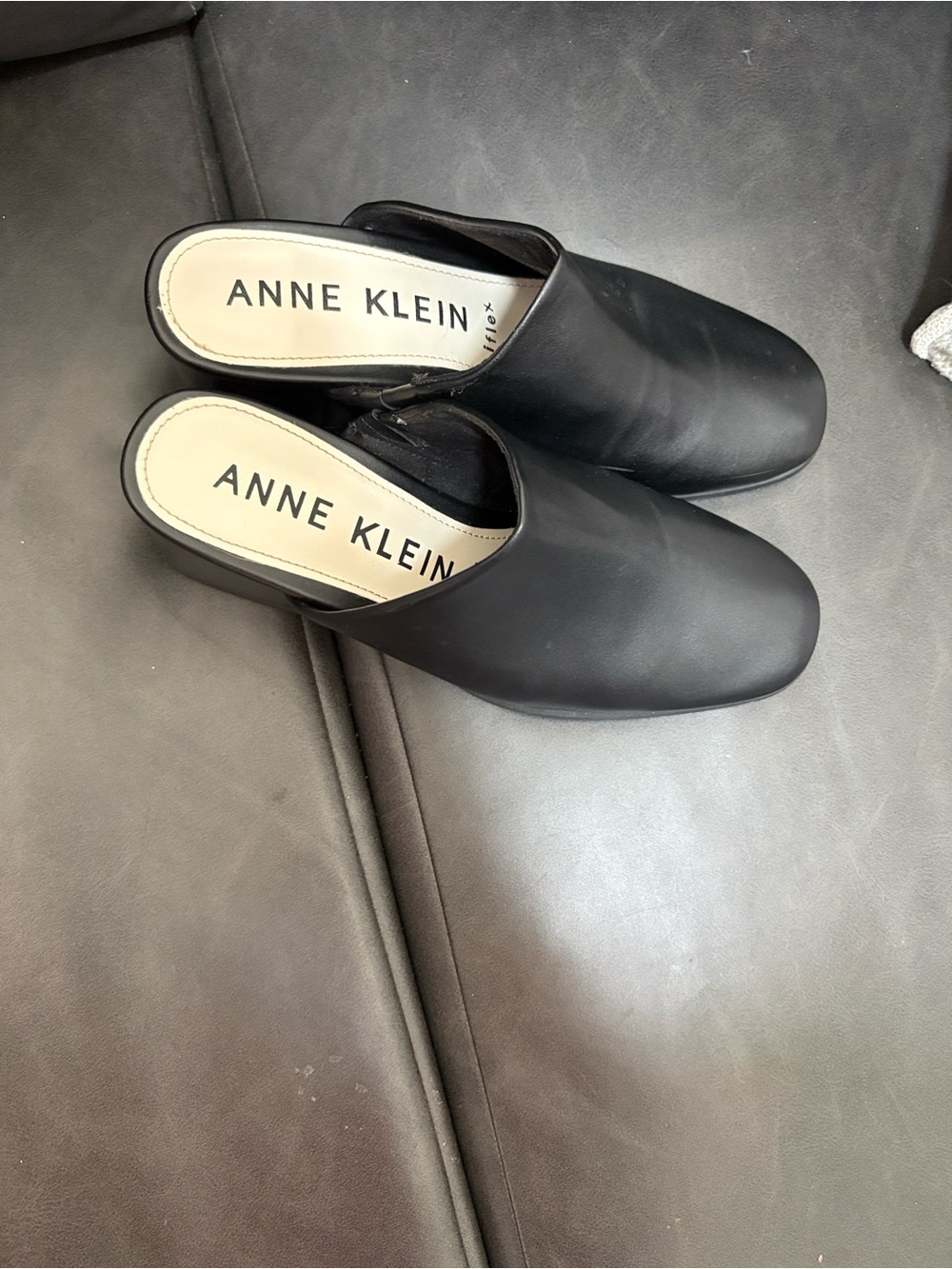 Anne Klein Black Slip-On Mule Clogs for Women